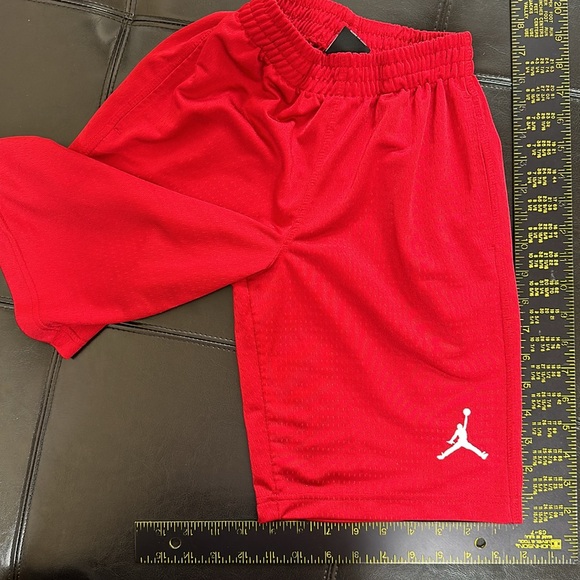 Jordan brand red polyester shorts - Picture 8 of 12